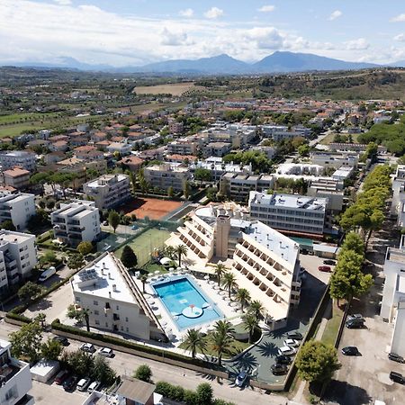 Park Hotel & Dependance Con Spiaggia マルティンシクーロ エクステリア 写真